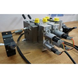 2 szekciós SPV full proporcionális vezérlőtömb, 20-120 L/perc, 12/24V (reteszelt sebességszabályzó)