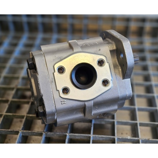 Kayaba KZP4-23CSSDN6 23J1704 gear pump