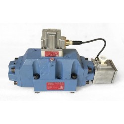 Moog D663-4007 L03HABD6VSX2-A D061-9412 proporcionális szelep