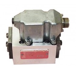 Moog D631-335CF proporcionális szelep