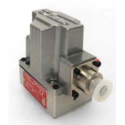 Moog D061-9411 proporcionális szelep