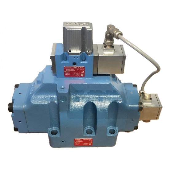 Moog D665-4777 / D661-4492E / 10HAJM6SSX2-A proporcionális szelep