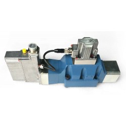 Moog D672-0017-0002 proporcionális szelep