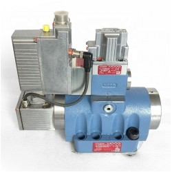 Moog D792-7023-0001 / CA32020-422 proporcionális szelep