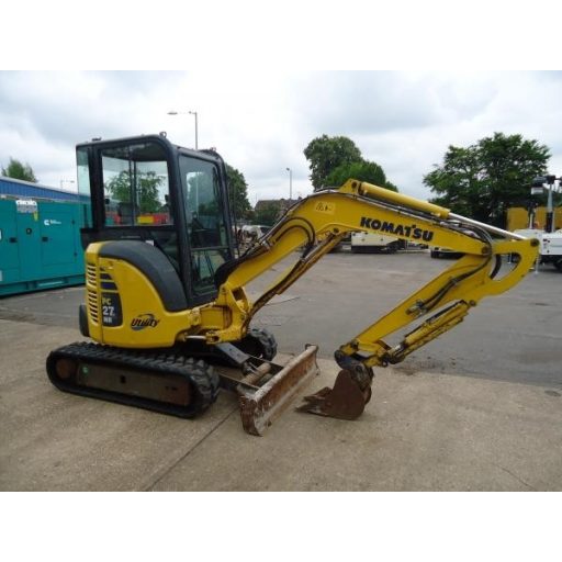 Komatsu PC27MR-2 hidraulikus szivattyú