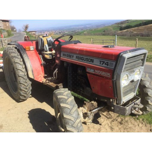 Massey Ferguson 3539857M91 fogaskerék szivattyú