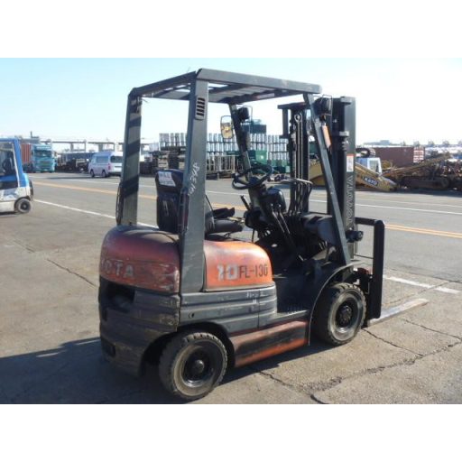 Toyota 67110-13600-71 hidraulikus szivattyú