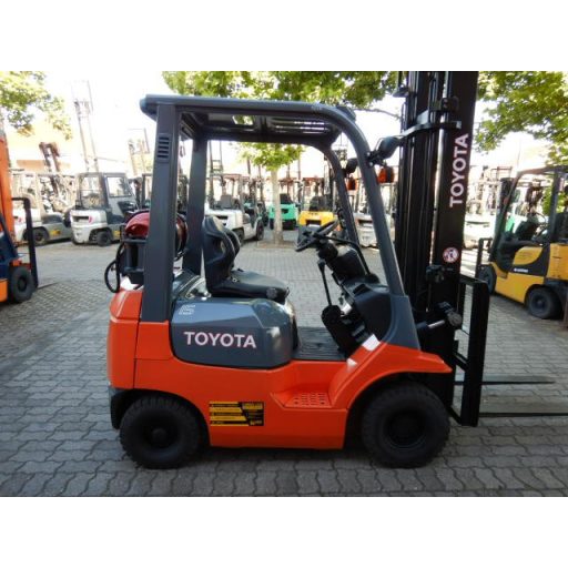 Toyota 67130-23320-71 hidraulikus szivattyú