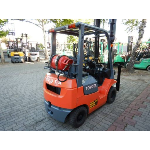 Toyota 67130-13330-71 hidraulikus szivattyú
