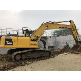 Komatsu PC200-6 toronyfordító hidromotor