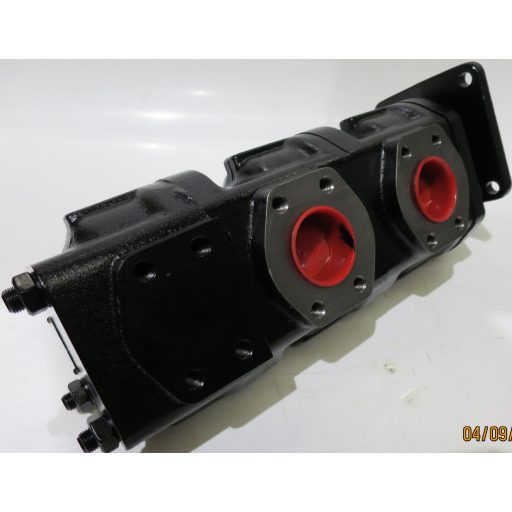 Hydreco 155108 tripla hidraulikus fogaskerékszivattyú