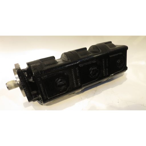 Hydreco X1A504650465033-124008-1C tripla hidraulikus fogaskerék-szivattyú (OEM McCloskey 124008)
