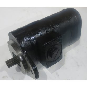   Danfoss No. 163D72200 háromszoros hidraulikus fogaskerék-szivattyú