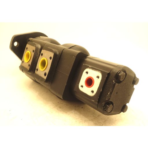 Parker 2PR026-2PR026-1PX140 háromszoros hidraulikus fogaskerék-szivattyú 83030
